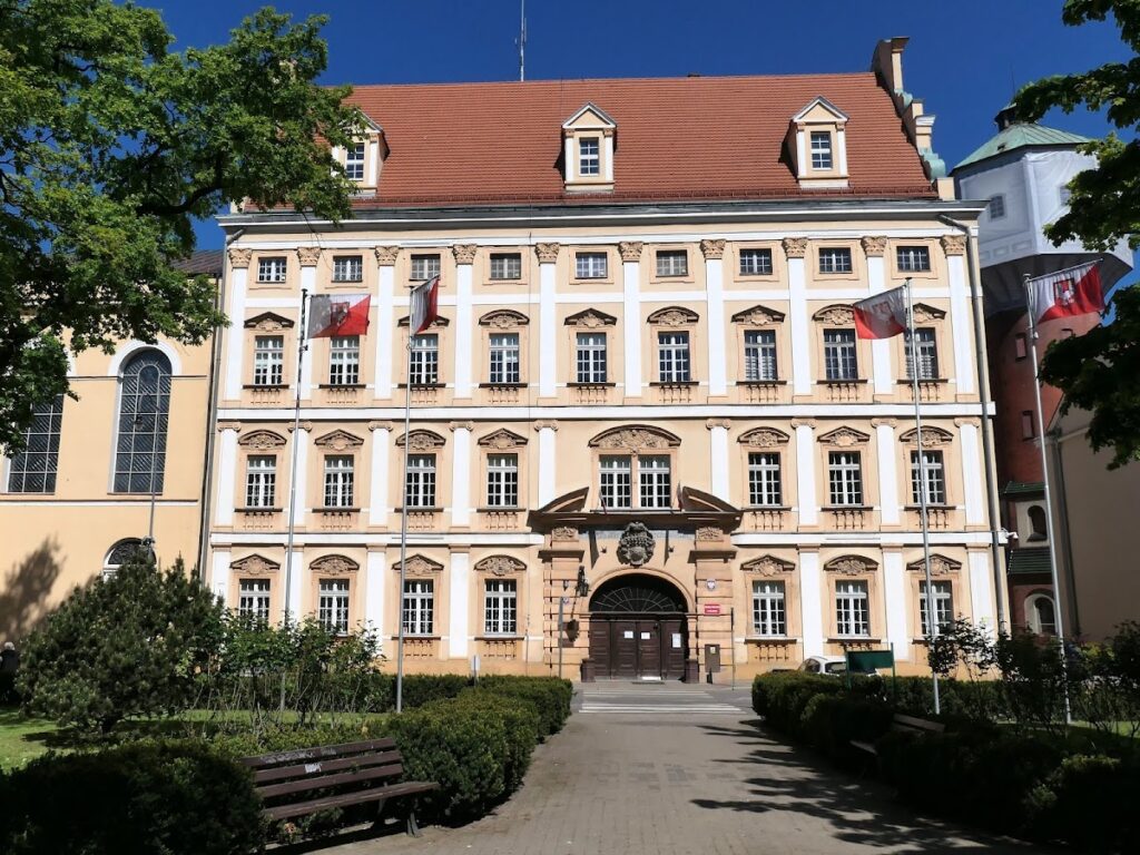 Oława Castle: A Renaissance-Baroque Castle Complex in Poland 1 Oława Castle