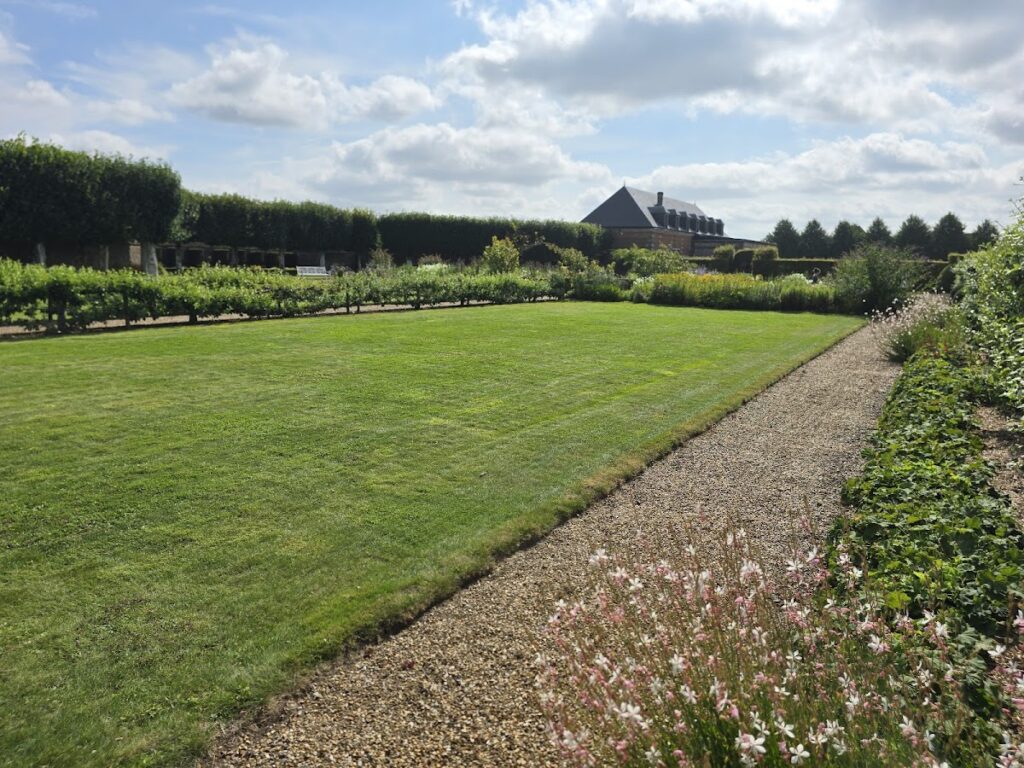 Château de Galleville: A Louis XIII-Style Residence in France 2 Château de Galleville