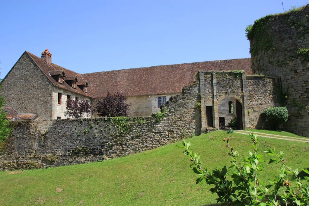 Château d'Étrabonne: A Medieval Fortress in France 6 Château d'Étrabonne