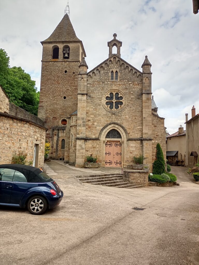 Château de Saint-Beauzély: A Medieval Fortress in Southern France 10 Château de Saint-Beauzély