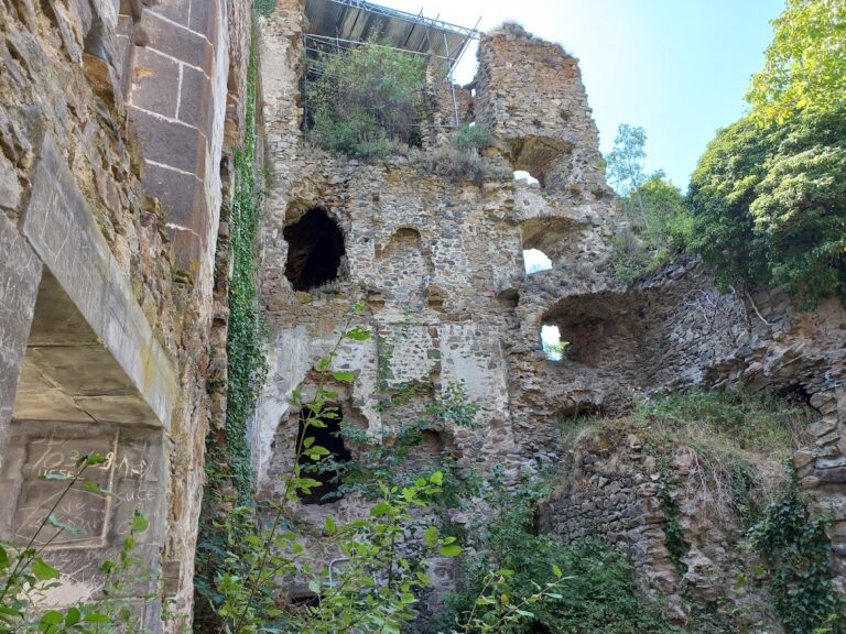 Aurouze Castle: A Medieval Fortified Castle in France