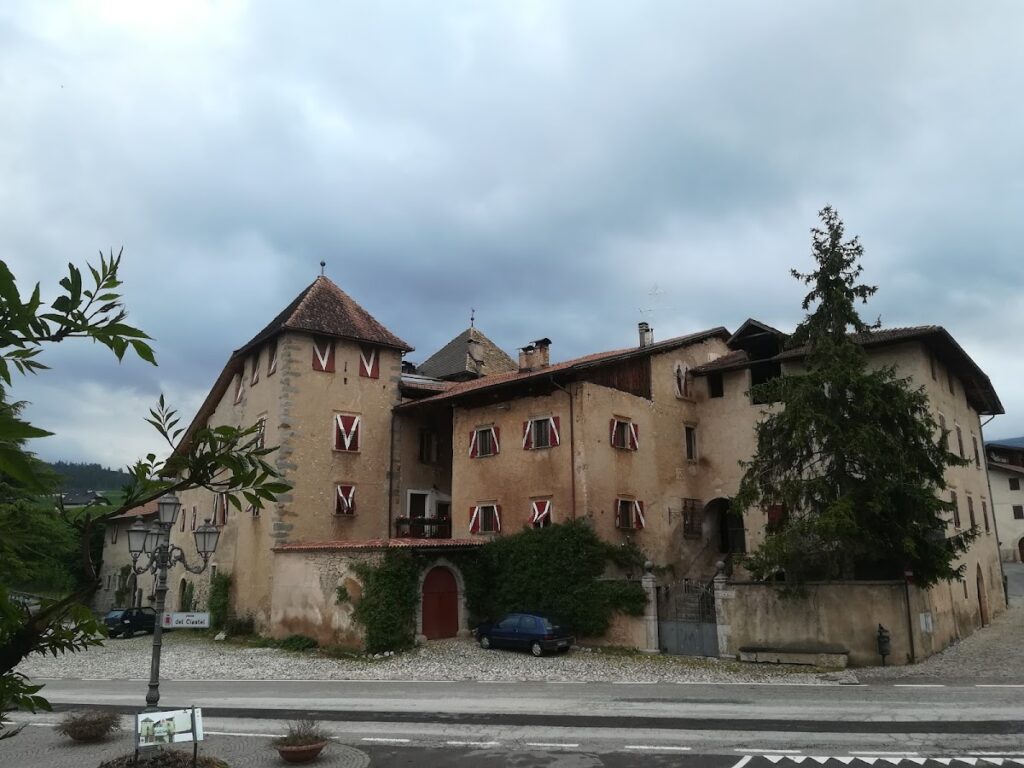 Castel Casez: A Historic Noble Residence in Trentino 1 Castel Casez