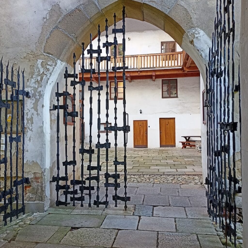 Vodní tvrz Jeseník: A Historic Fortified Site in the Czech Republic 9 Vodní tvrz Jeseník