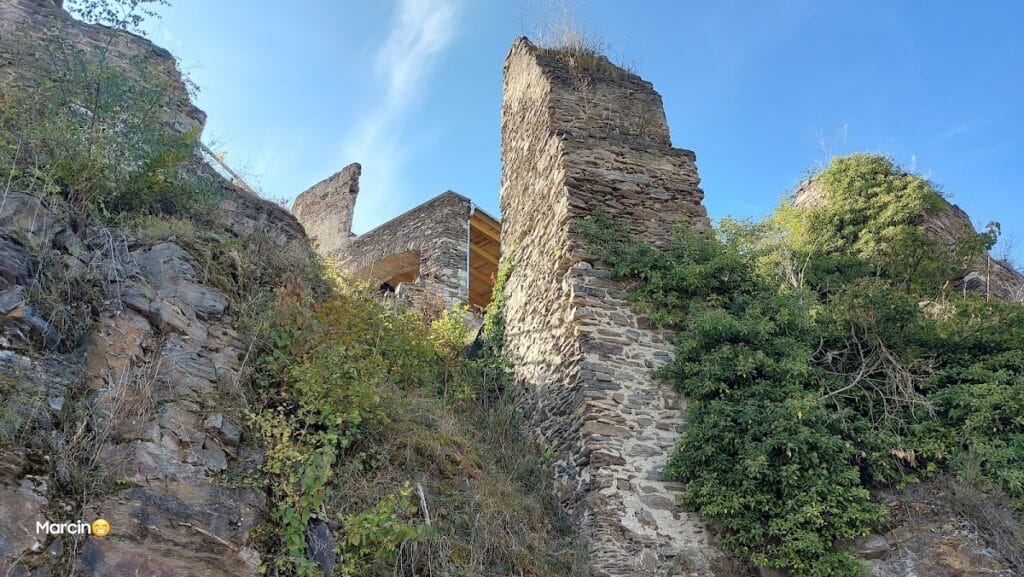 Burgruine Rehberg: A Medieval Castle Ruin in Krems an der Donau, Austria 7 Burgruine Rehberg