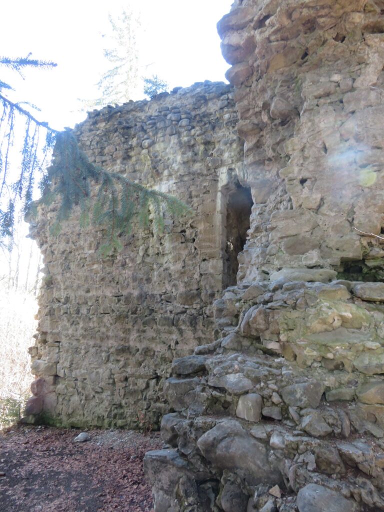 Burg Neuenburg: A Medieval Castle Ruin in Durach, Germany