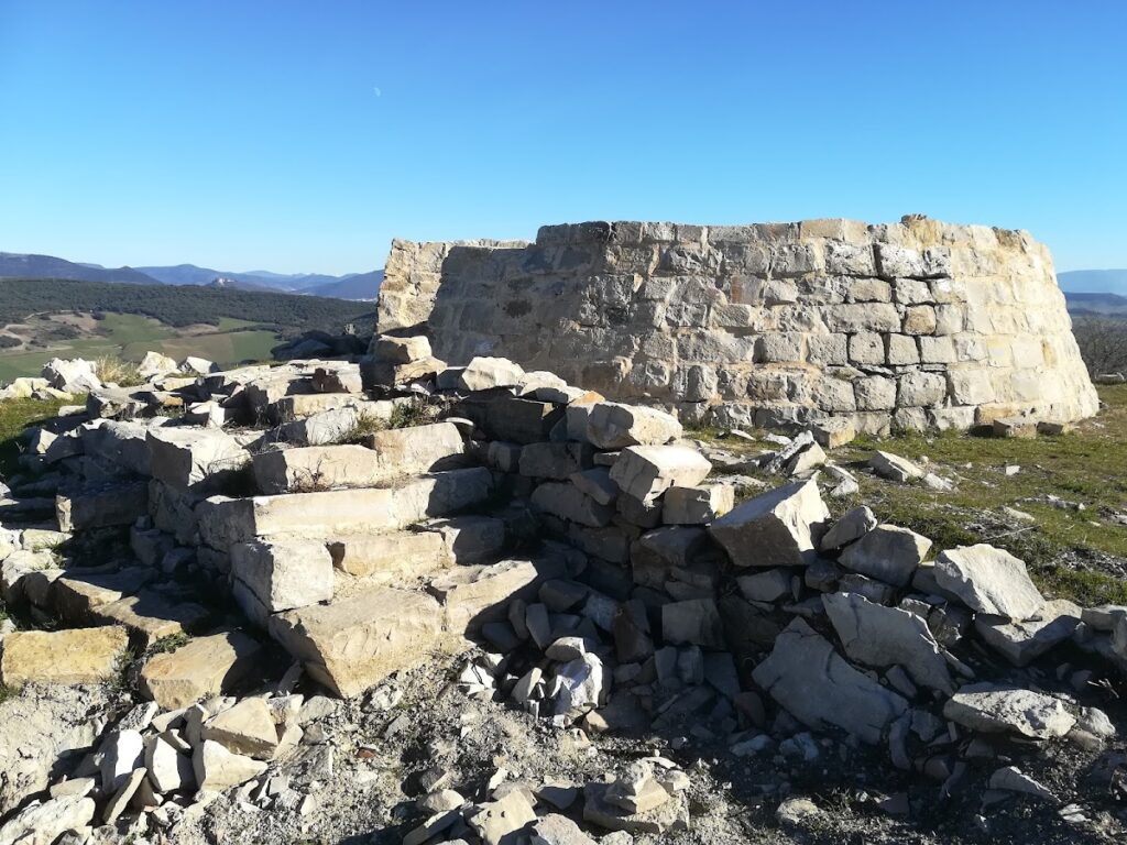 Castle of Garaño: A Medieval Fortress in Navarra, Spain 7 Castle of Garaño