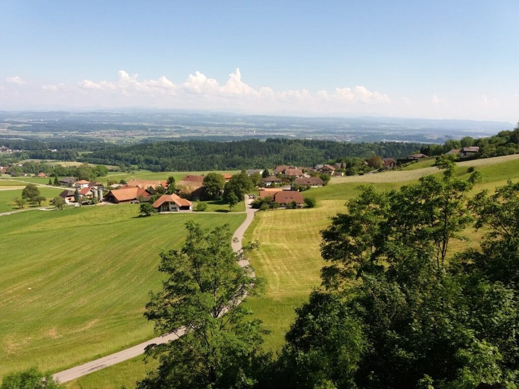Balm Ruins: A Medieval Cave Stronghold in Switzerland 3 Balm ruins