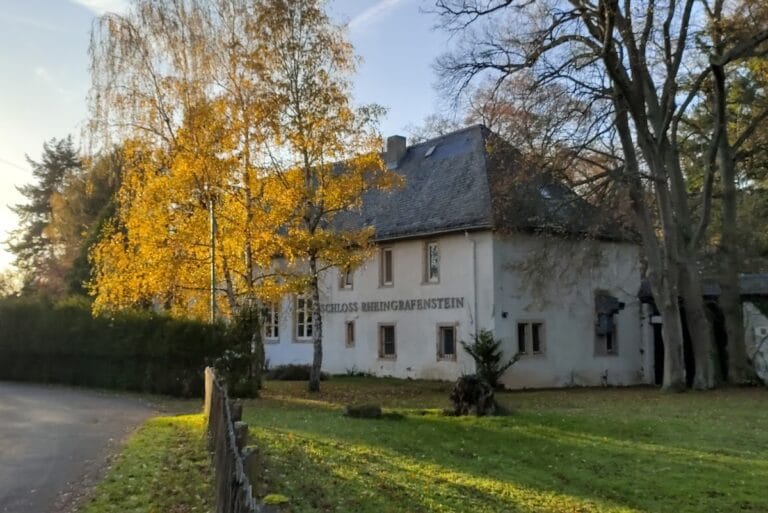 Schloß Rheingrafenstein: A Historic Castle Near Bad Kreuznach, Germany