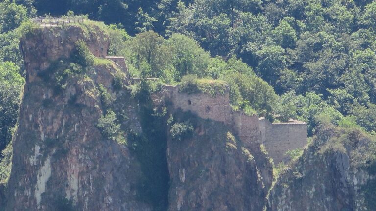 Rheingrafenstein Castle: A Ruined Rock Castle in Germany