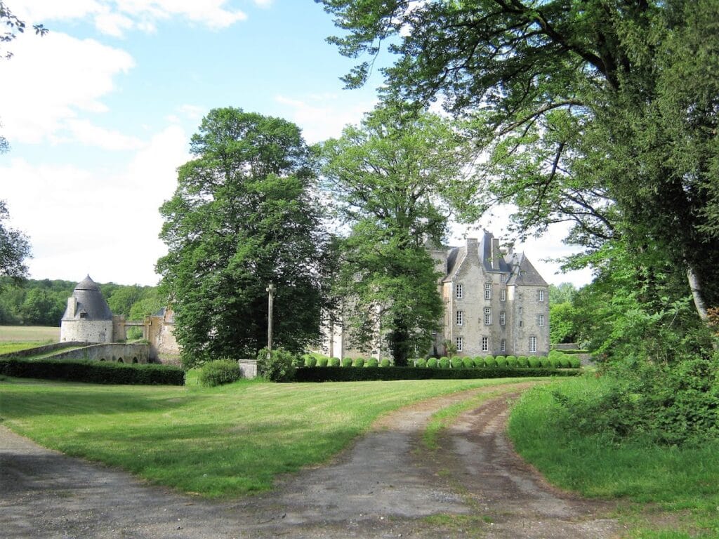 Château de Bourgon: A Historic 15th-Century Castle in Montourtier, France 9 Château de Bourgon