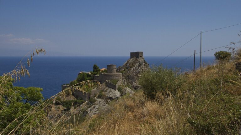 Castello di Sant’Alessio Siculo: A Coastal Fortress in Sicily