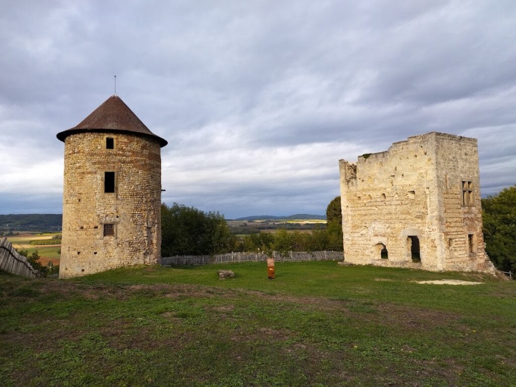 Château de Bocsozel: A Medieval Fortified House in France 1 Château de Bocsozel
