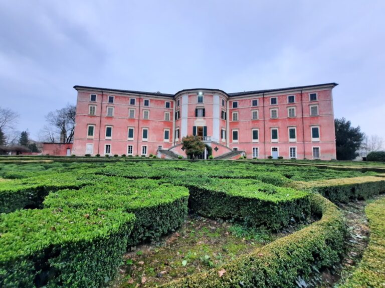 Castelnuovo Fogliani Castle: A Medieval and Noble Heritage Site in Italy