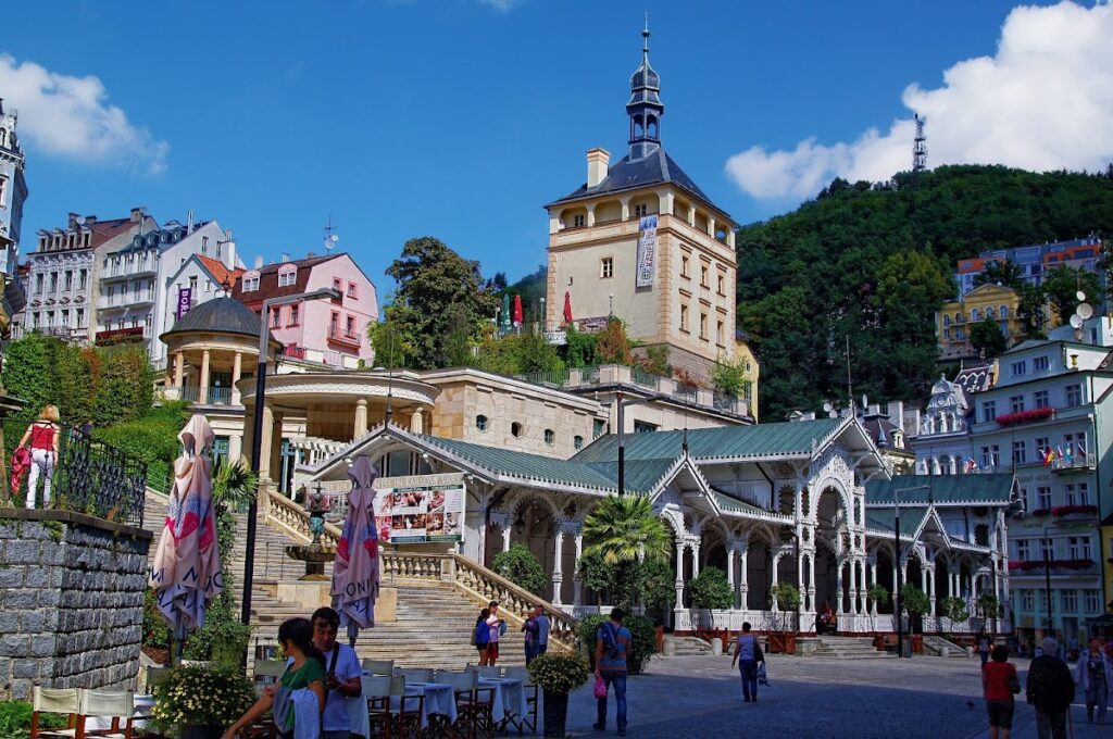 Zámecká věž: A Historic Tower in Karlovy Vary, Czechia 6 Zámecká věž