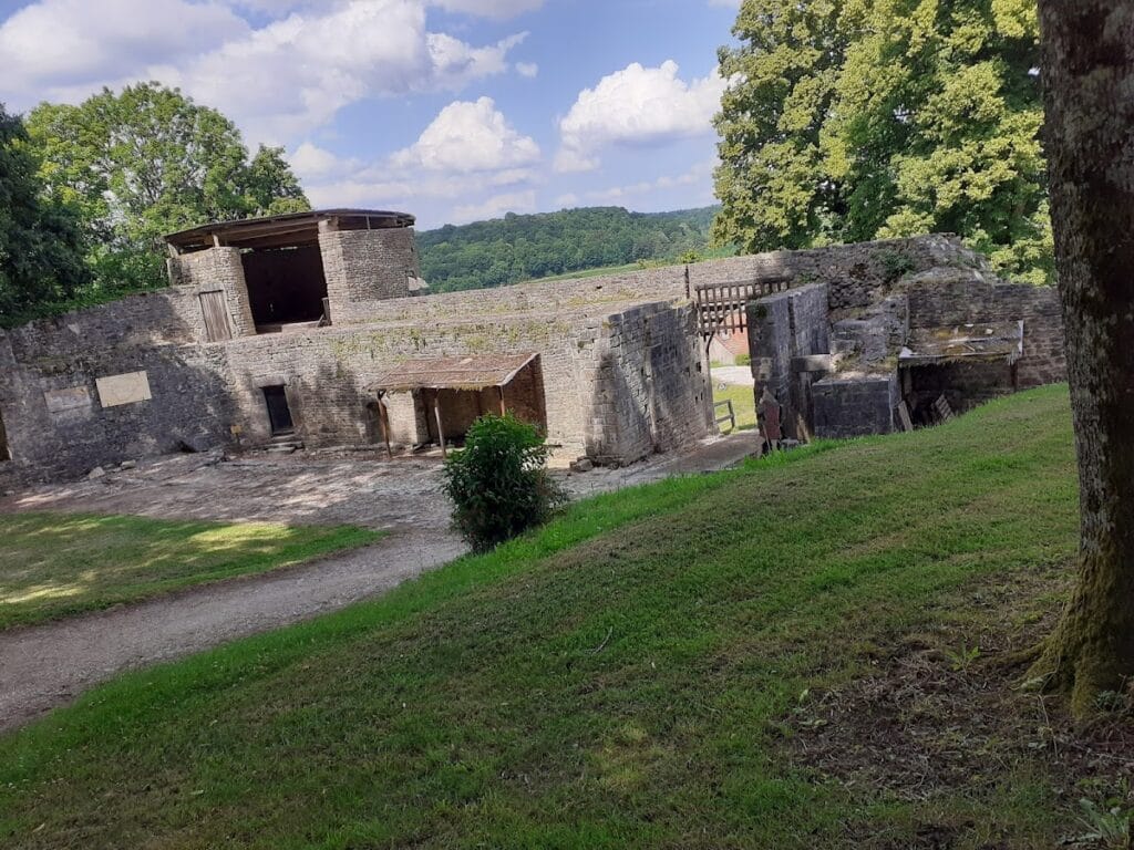 Château de Lafauche: A Fortified Barony and Artillery Fortress in France 2 Château de Lafauche