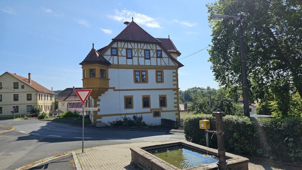 Castle Bibra