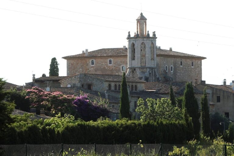 Castell de Sant Mori: A Historic Medieval Castle in Sant Mori, Spain