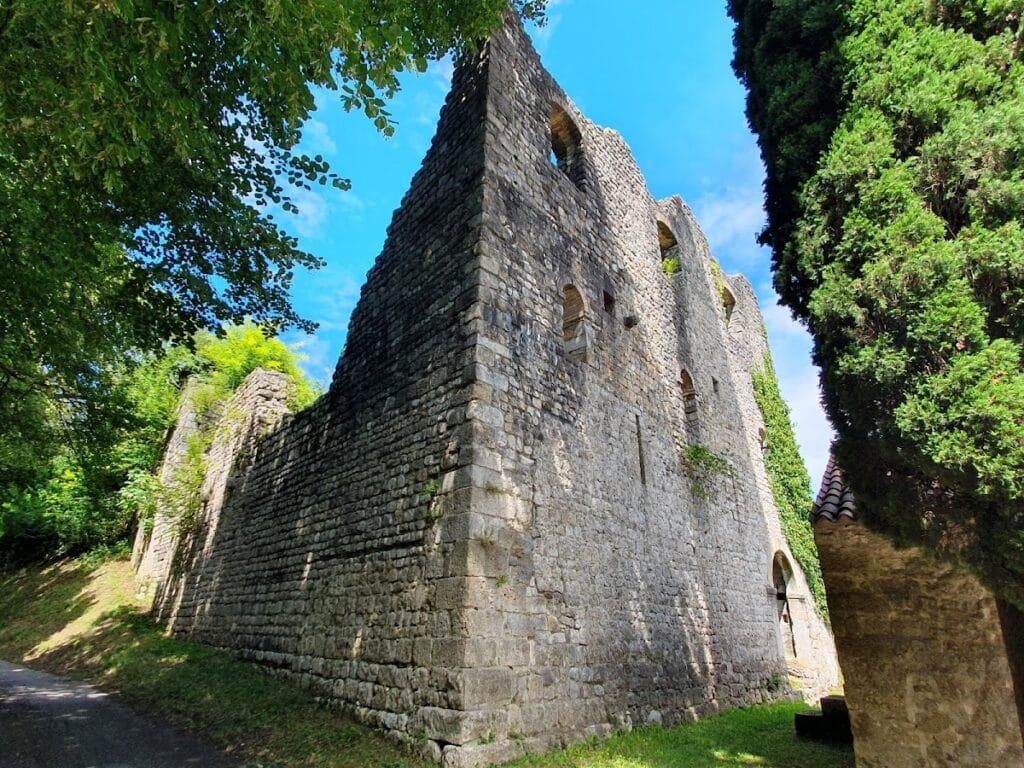 Castello di Maniago: A Medieval Fortress of the Patriarchate of Aquileia 5 Castello di Maniago