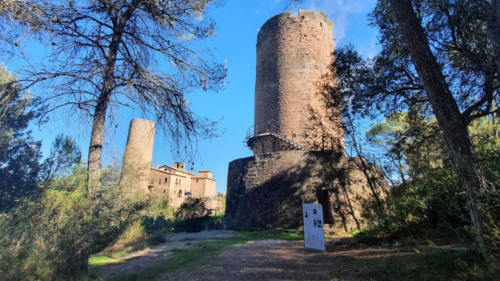 Castell de Fals: A Medieval Fortress in Catalonia, Spain 7 Castell de Fals