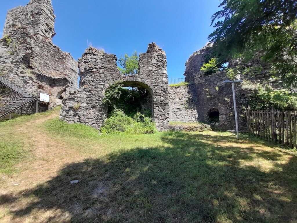 Castle of Torriglia: A Medieval Fortress in Italy 7 castle of Torriglia