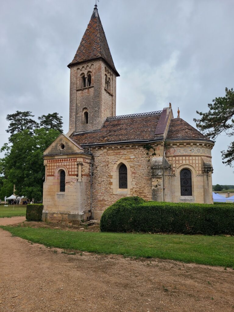 Château de Bresse-sur-Grosne: A Medieval Castle in Bresse-sur-Grosne, France 9 Château de Bresse-sur-Grosne