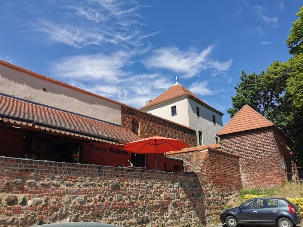 Burg Friedland: A Medieval Castle Complex in Germany 3 Burg Friedland