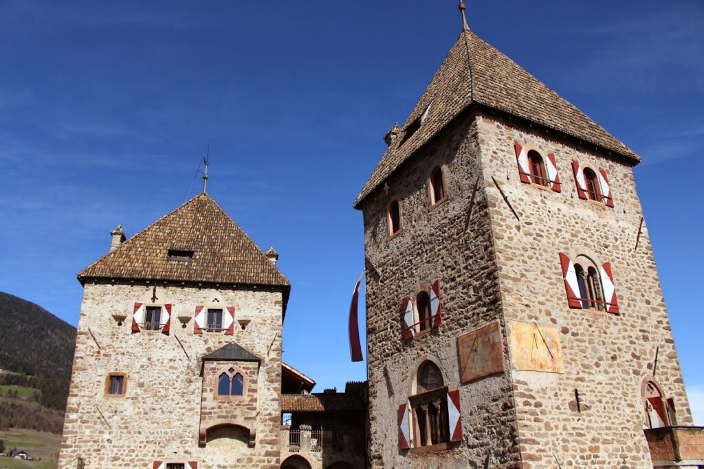 Wehrburg: A Medieval Hilltop Fortress in Tesimo, Italy 6 Wehrburg