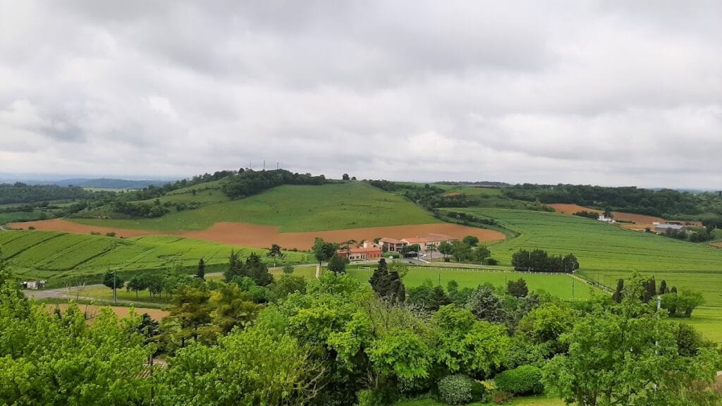 Château de Saint-Félix-Lauragais: Medieval Castle and Residential Complex 4 Château de Saint-Félix-Lauragais