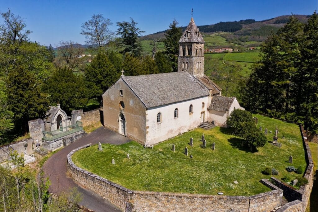 Château de Saint-Point: A Historic Castle in Saint-Point, France 7 Château de Saint-Point