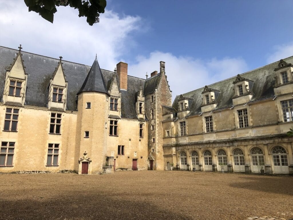 Château de Durtal: A Historic Castle in France 2 Château de Durtal