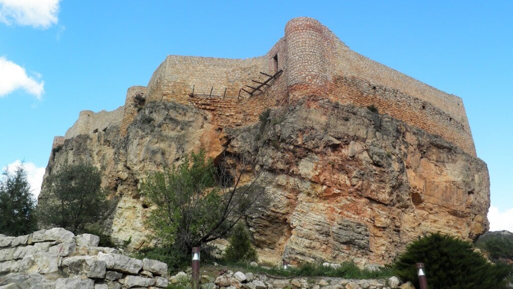 Castillo de Albarracín: A Medieval Fortress in Spain 6 Castillo de Albarracín
