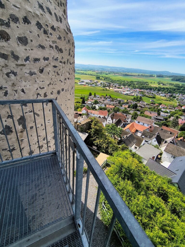 Vetzberg Castle: A Medieval Hilltop Castle Ruin in Germany 4 Vetzberg Castle