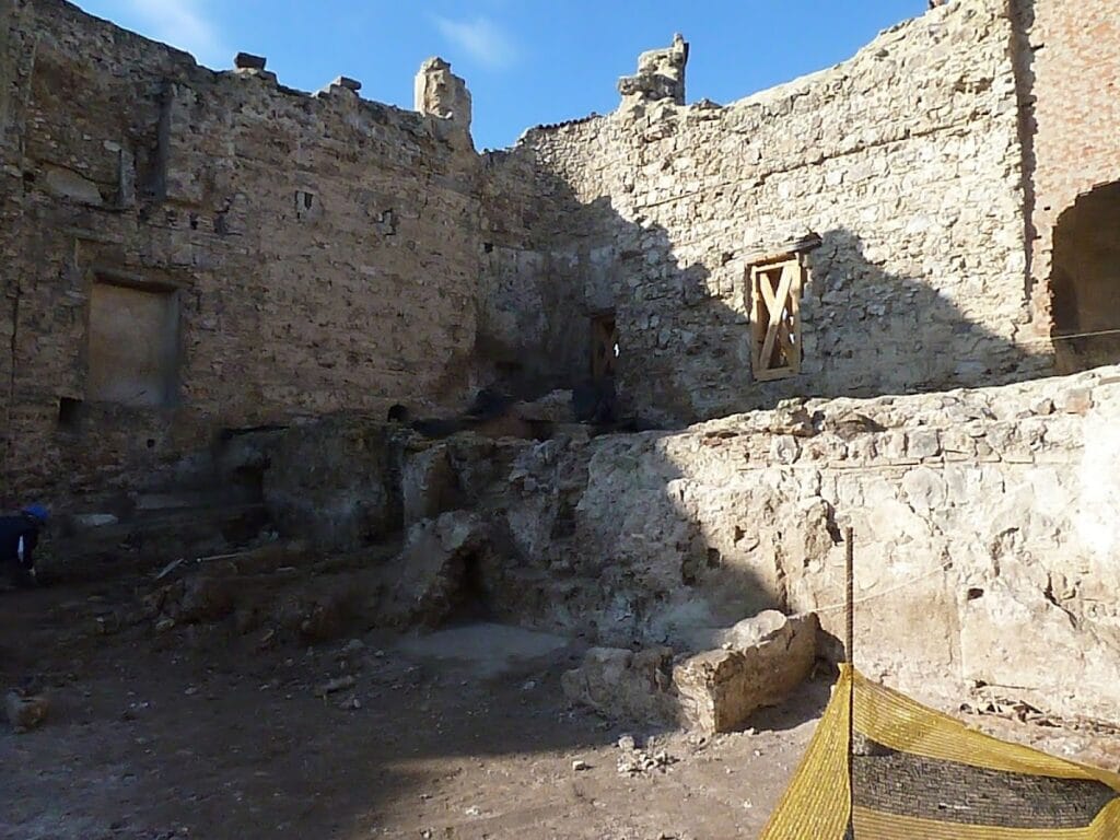 Torrejón de Velasco Castle: A Fifteenth-Century Fortress in Spain 4 castillo de Torrejón de Velasco