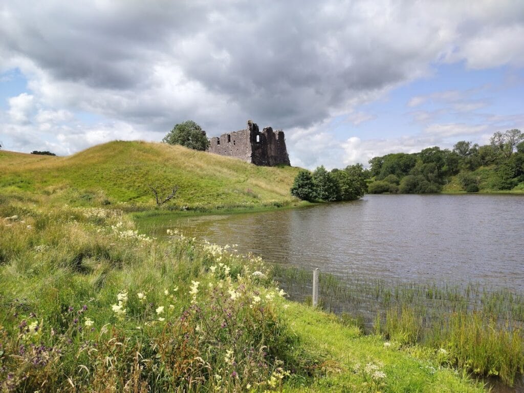 Morton Castle: A Medieval Stronghold and Hunting Lodge in Scotland 4 Morton Castle