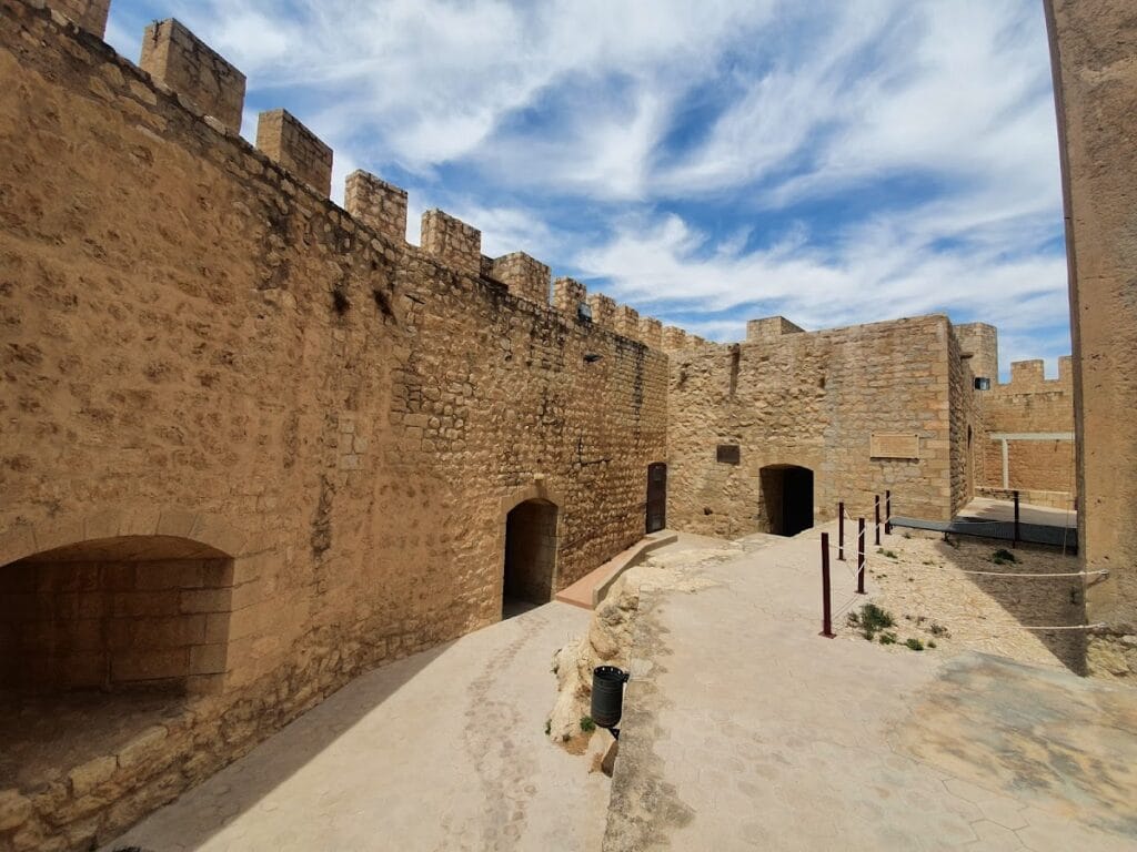 Castillo de Petrer: A Muslim Fortress in Alicante, Spain 2 Castillo de Petrer