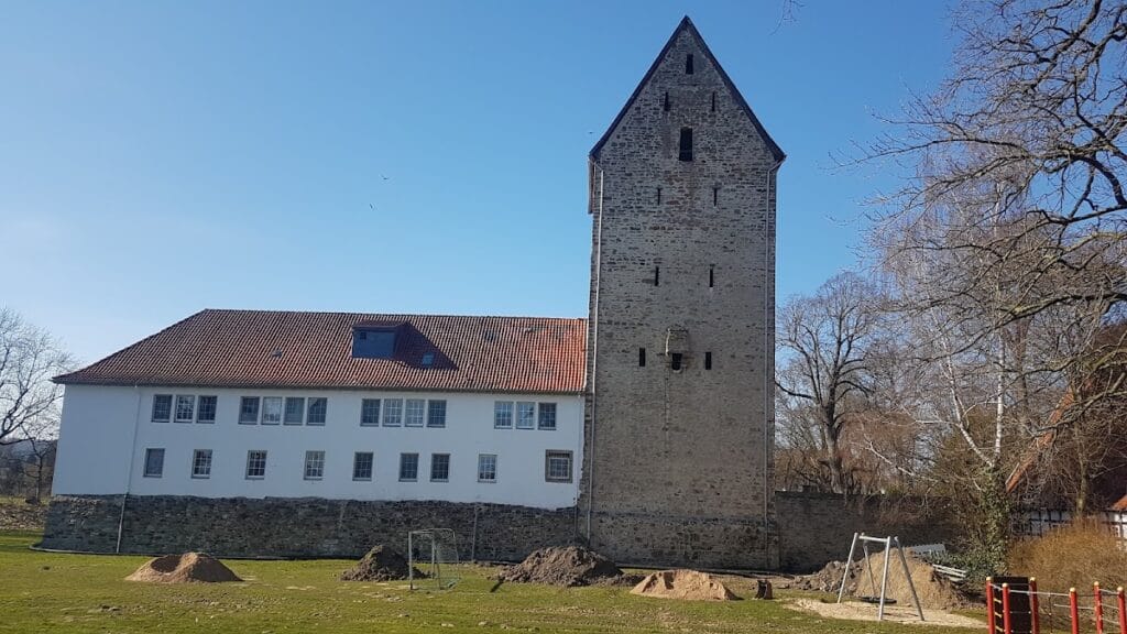 Burg Wittlage: A Border Castle and Administrative Centre in Germany 1 Burg Wittlage