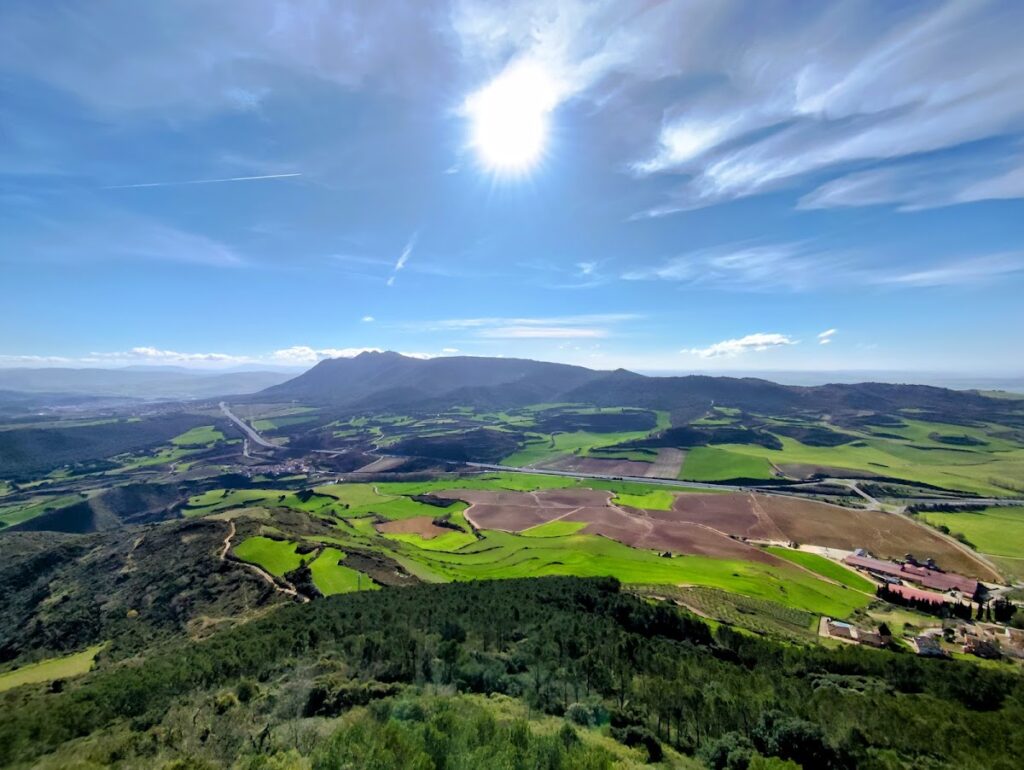 San Esteban de Deyo: A Historic Castle Near Villamayor de Monjardín 6 San Esteban de Deyo