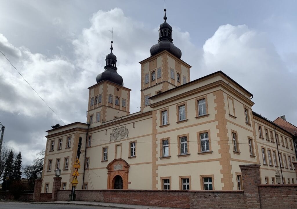 Prószków Castle: A Renaissance and Baroque Palace-Fortress in Poland 1 Prószków Castle
