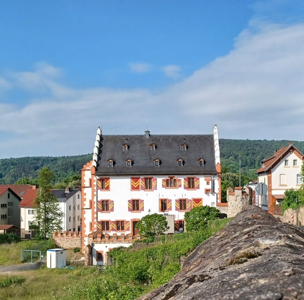 Stolzenberg Castle: A Hilltop Fortress in Germany 3 Stolzenberg Castle