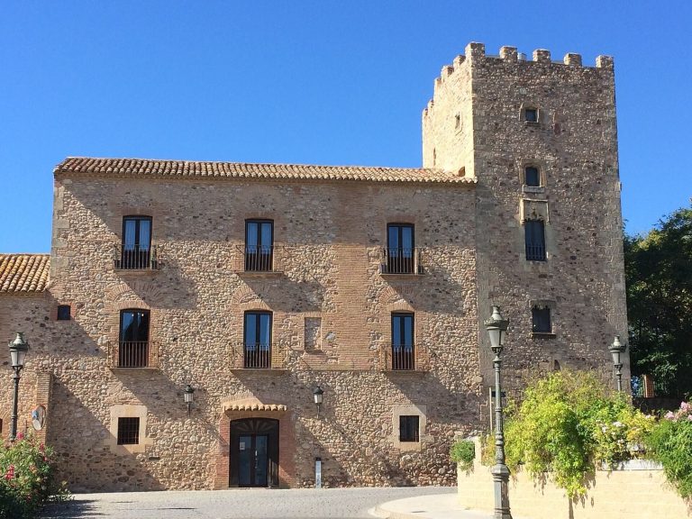 Castell de Vilafortuny: A Medieval Castle and Archaeological Site in Spain