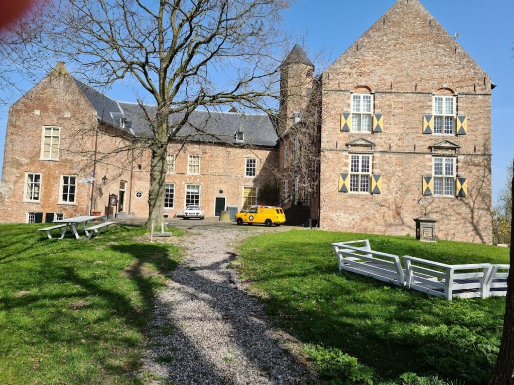 Waardenburg Castle: A Medieval Fortified Residence in the Netherlands 4 Waardenburg Castle