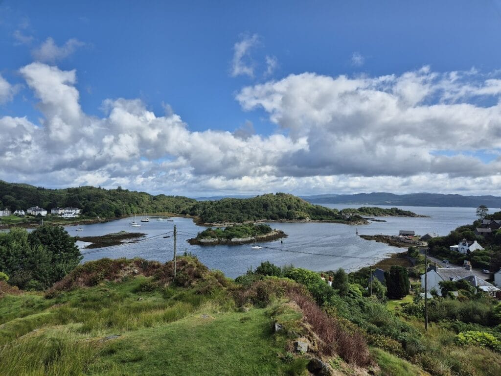 Tarbert Castle: A Medieval Royal Stronghold in Scotland 4 Tarbert Castle