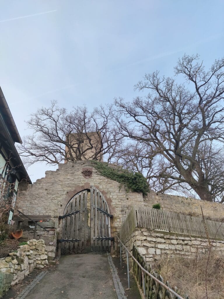 Burg Greene: A Medieval Spur Castle in Germany 5 Burg Greene