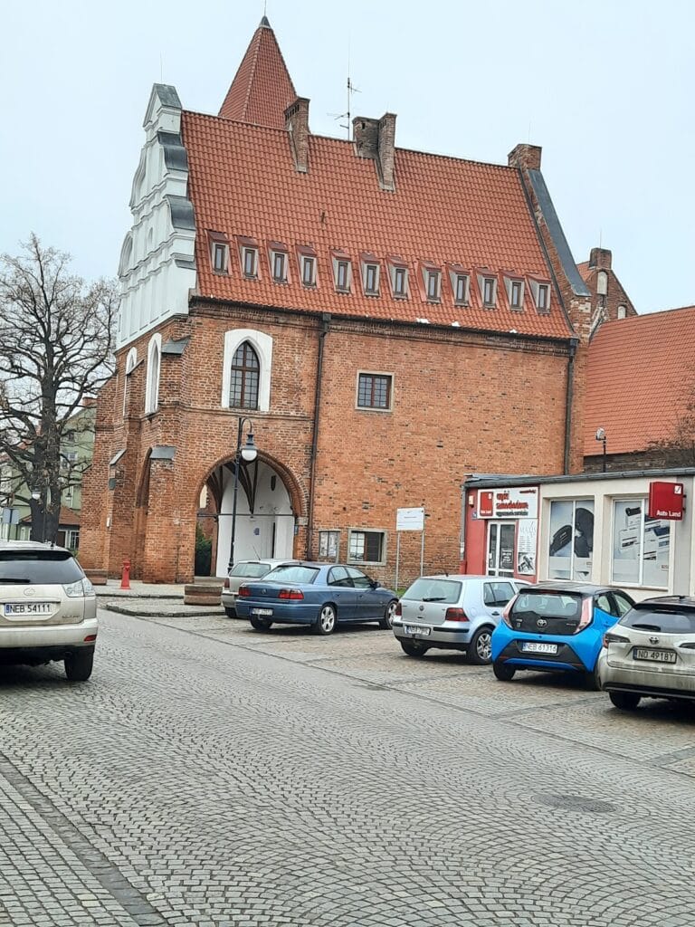 Pasłęk Castle: A Teutonic Order Fortress and Civic Complex 3 Pasłęk Castle