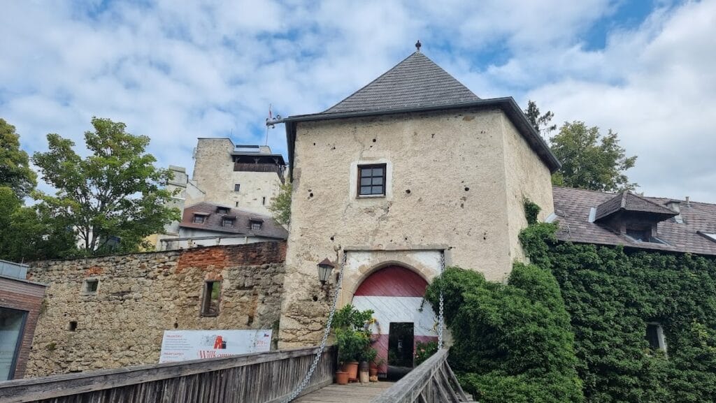 Burg Kreuzen: A Rock Castle and Refuge Fortress in Austria 1 Burg Kreuzen