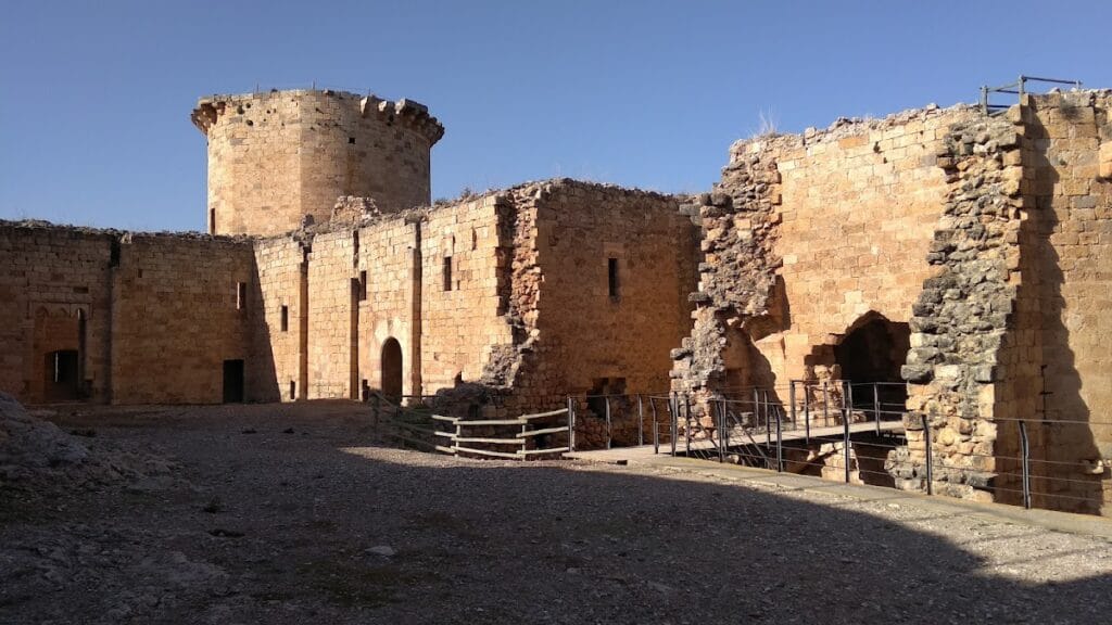 Castle of Mesones de Isuela: A Medieval Fortress in Aragon 5 Castle of Mesones de Isuela