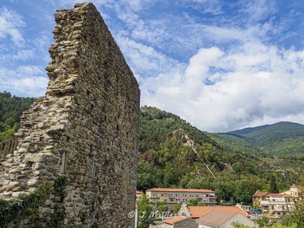 Castell de Ribes de Freser: A Medieval Catalan Castle in Spain 8 Castell de Ribes de Freser