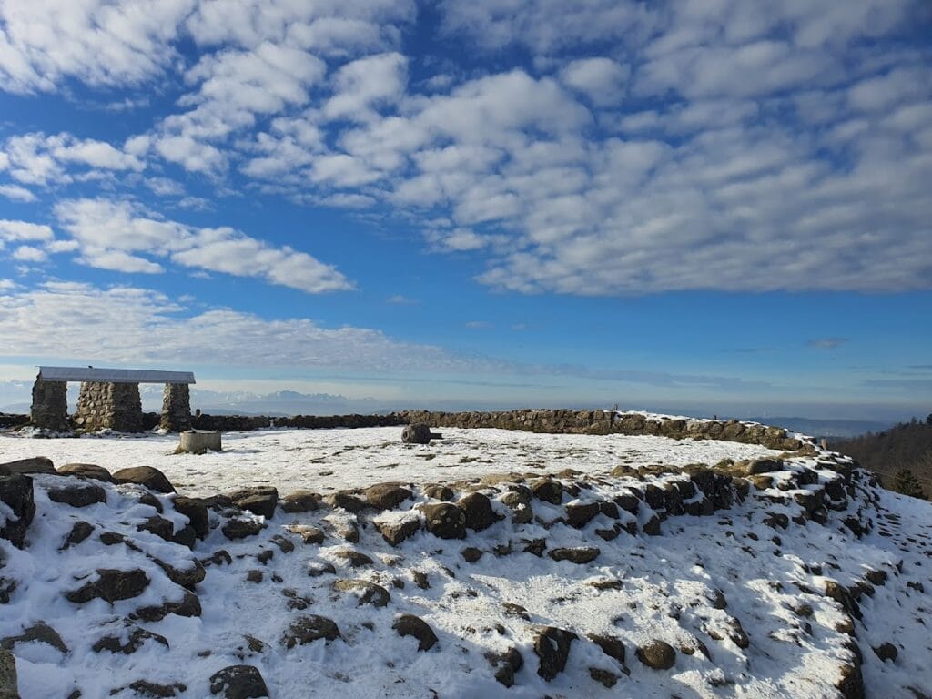 Schauenberg Castle: A Medieval and Prehistoric Fortification in Switzerland 8 Schauenberg Castle