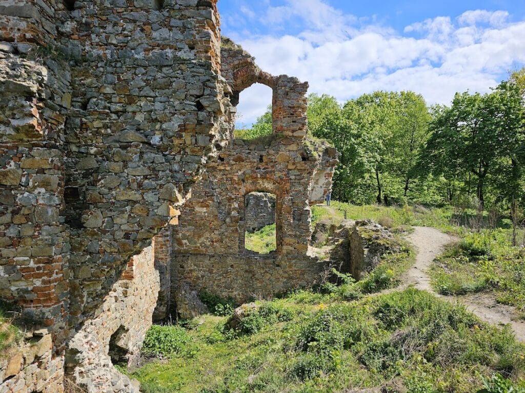 Międzygórz Castle: A Royal Castle in Poland 2 Miedzygorz Castle