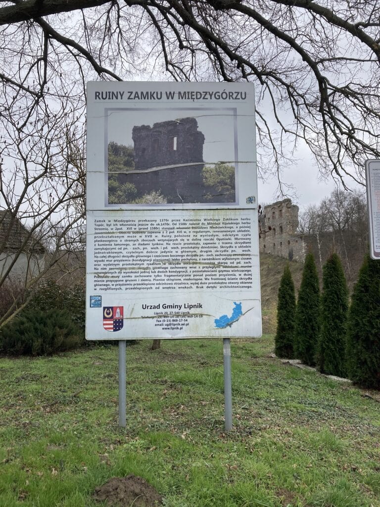 Międzygórz Castle: A Royal Castle in Poland 5 Miedzygorz Castle